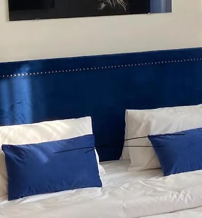 Puro - Adults Only Bed & Breakfast